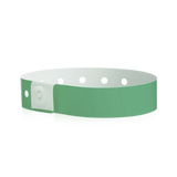 plastic-pantone-green